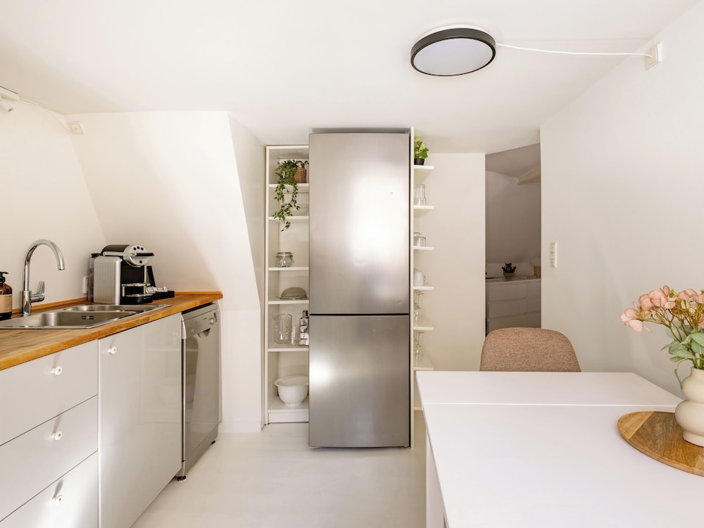Sanders Admiral - Cosy 1-bdr Apt