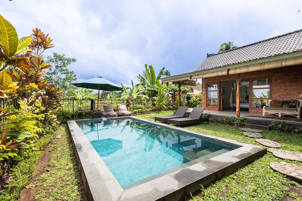 Devi's Place