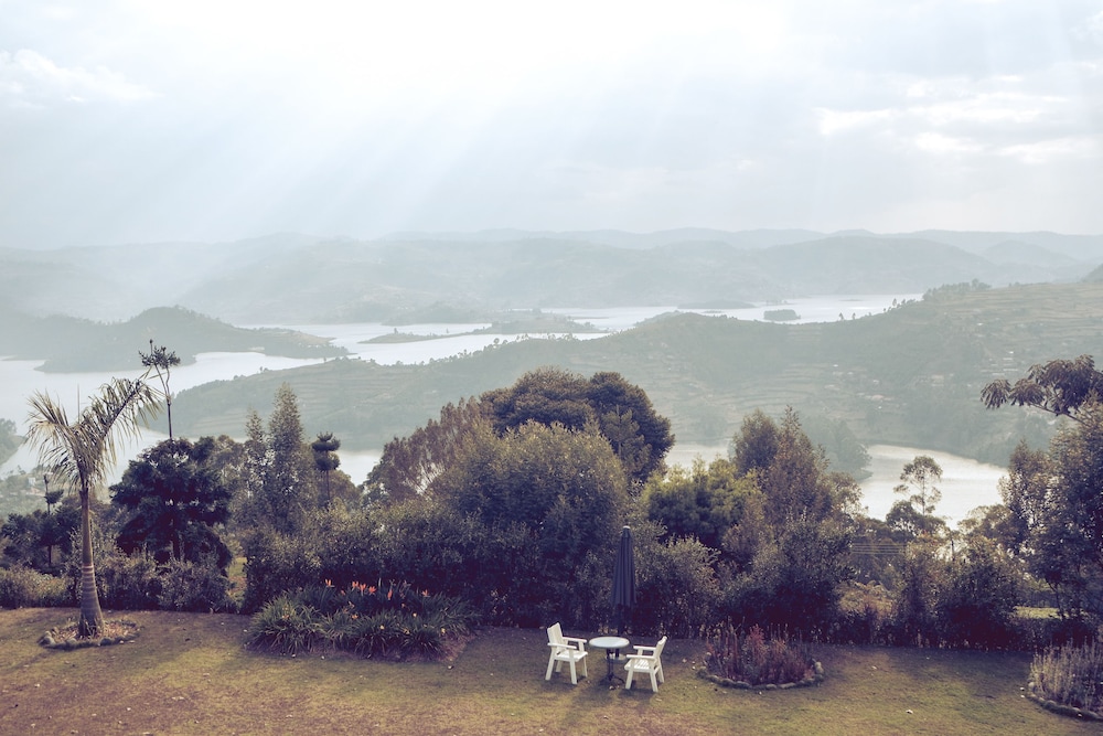 Arcadia Lodges Lake Bunyonyi