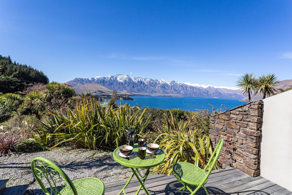 Alpine Gold With Incredible Lake Views SPA view 5