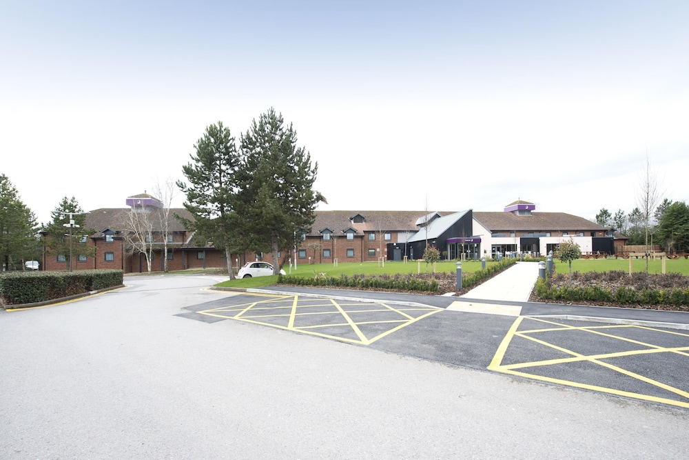 Premier Inn Newbury Town Centre South A339, photo 18