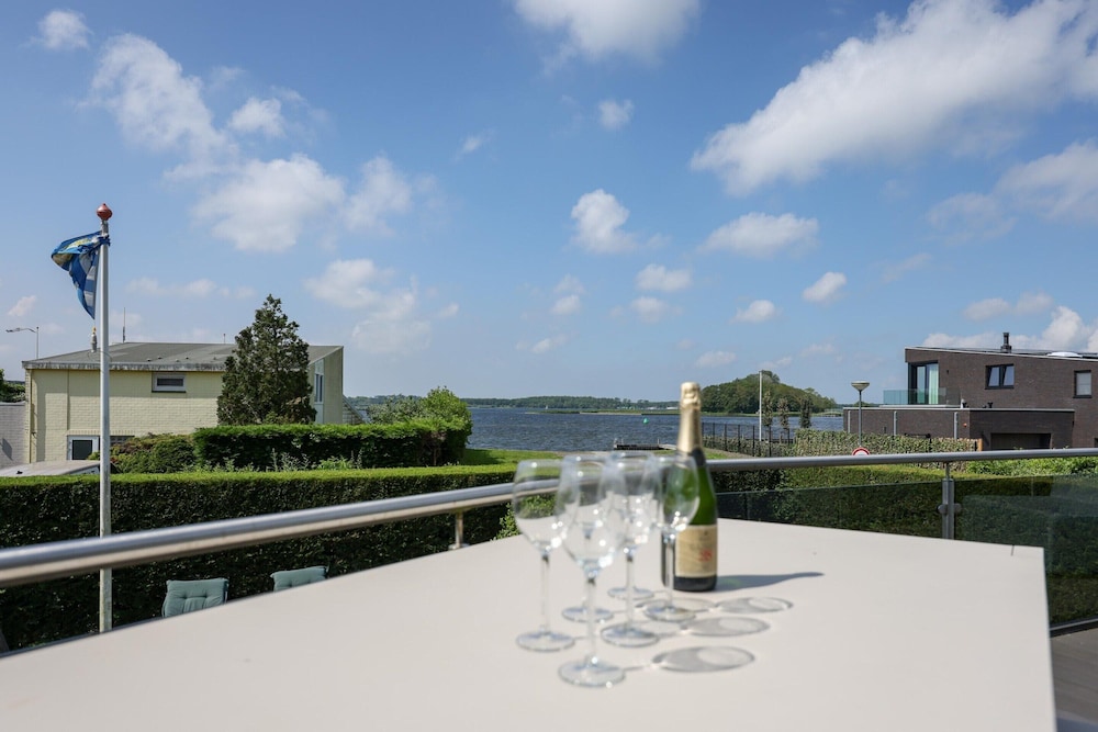 Holiday Home Kamperland Near Veerse Meer