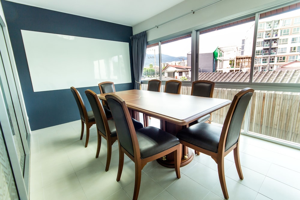 meeting & event spaces