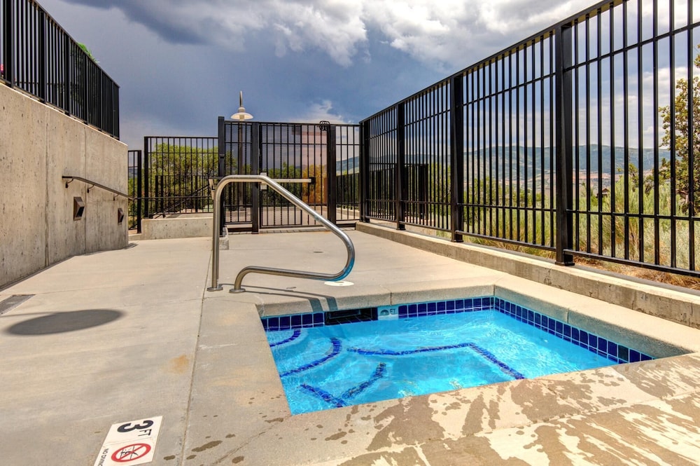 The Mason KBM Resorts Near Deer Valley Jordanelle Express Gondola 2 Units, 4 Bedrooms Ml-1349