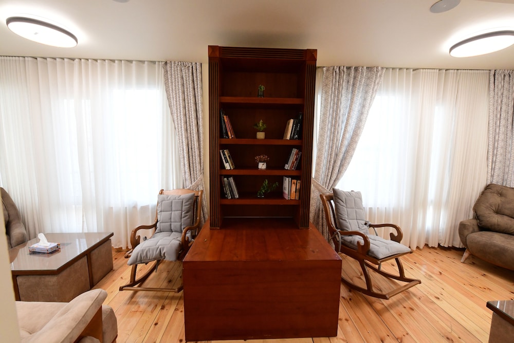 Azhar Dahabiya Luxury Suites