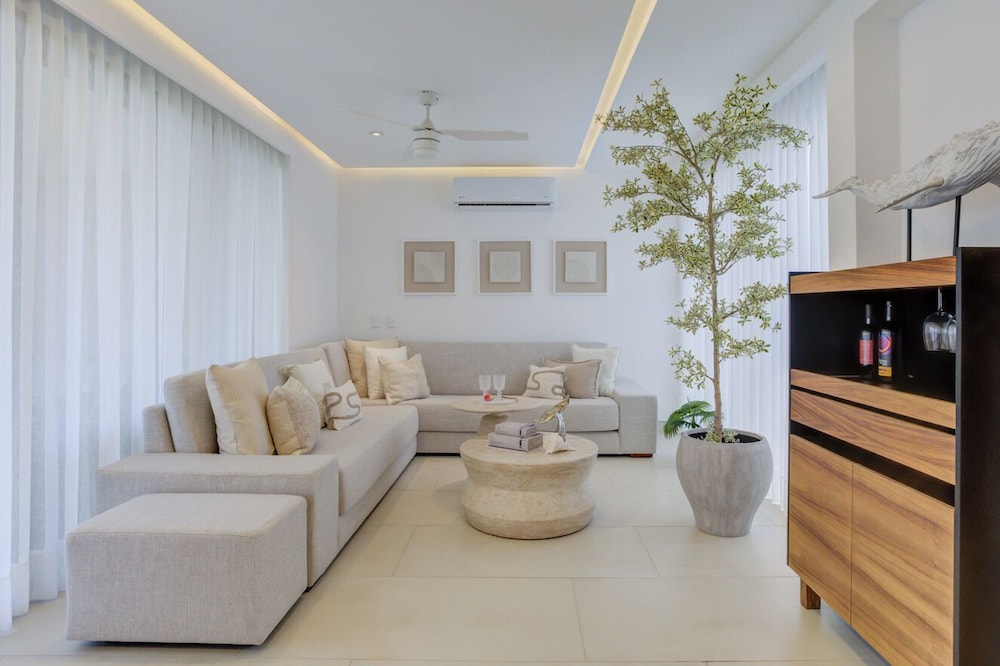 Vista Natura-Luxury Home Near the Beach