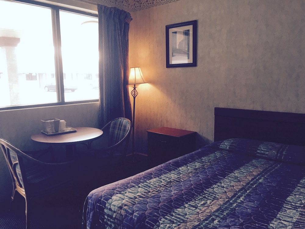 Red Carpet Inn