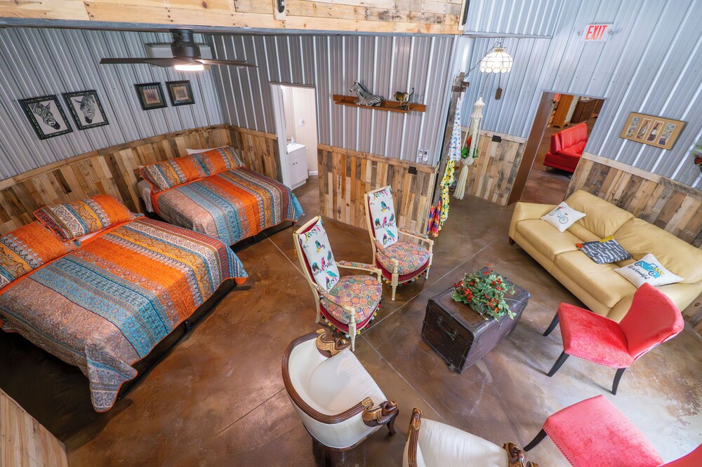 Hermann Grain Bins BNB