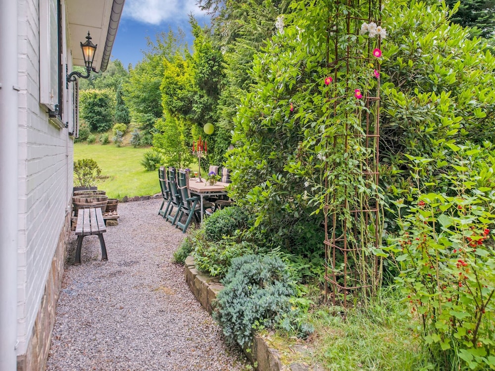 Cozy Hideaway in Ferrieres