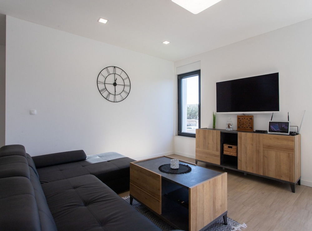 Dazzling Kaštel Novi Villa With Private Pool and Scenic Sea Views