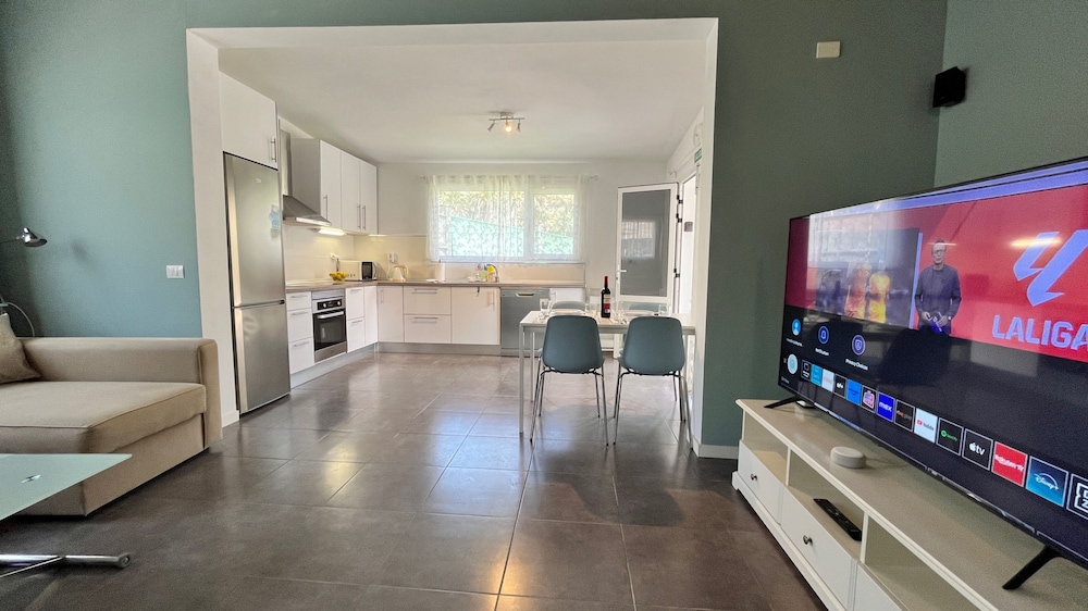 Large Country House Near Maspalomas & Fataga