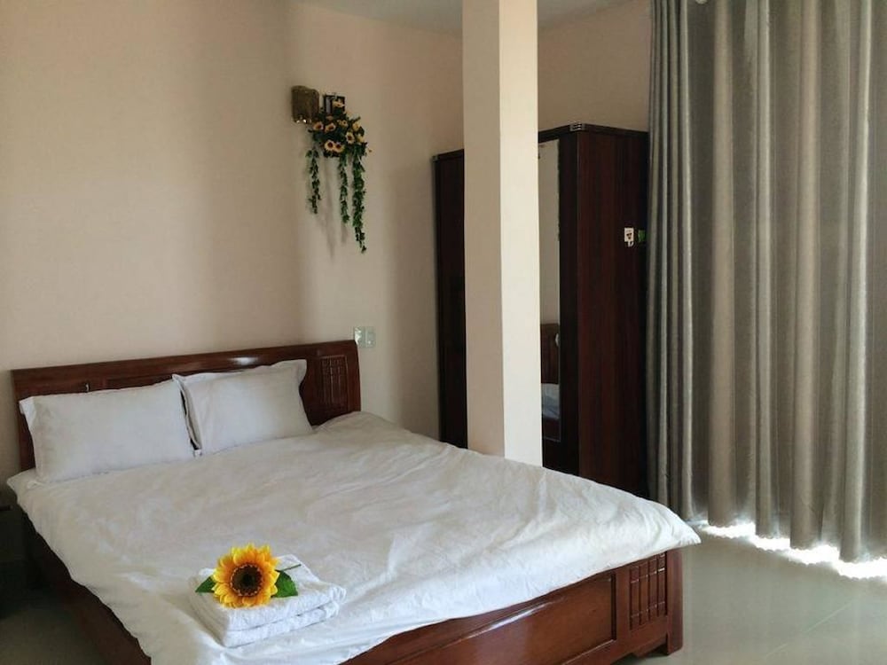 Nguyen Minh Hostel