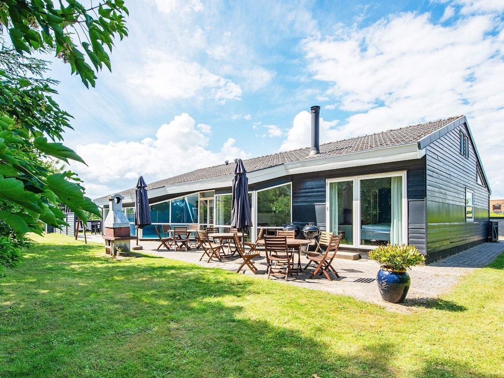 12 Person Holiday Home in Ebeltoft view 5