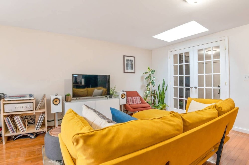 Stonehurst by Rove 2BR Apt w Private Backyard
