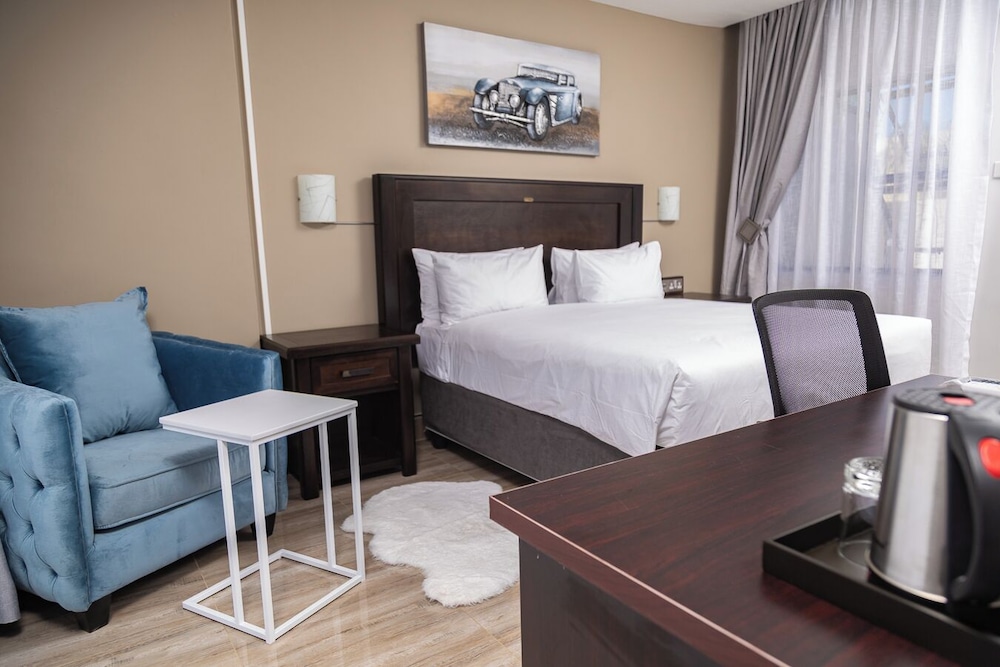 Olive Comfort Boutique Luxury Suites view 3