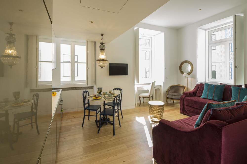 Baixa Apartments by linc