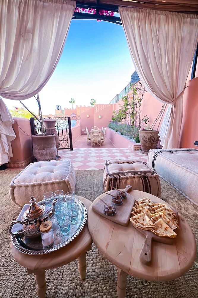 Riad Solila
