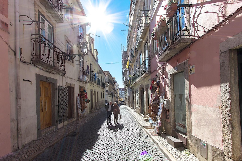 Bairro Alto Vintage by Homing