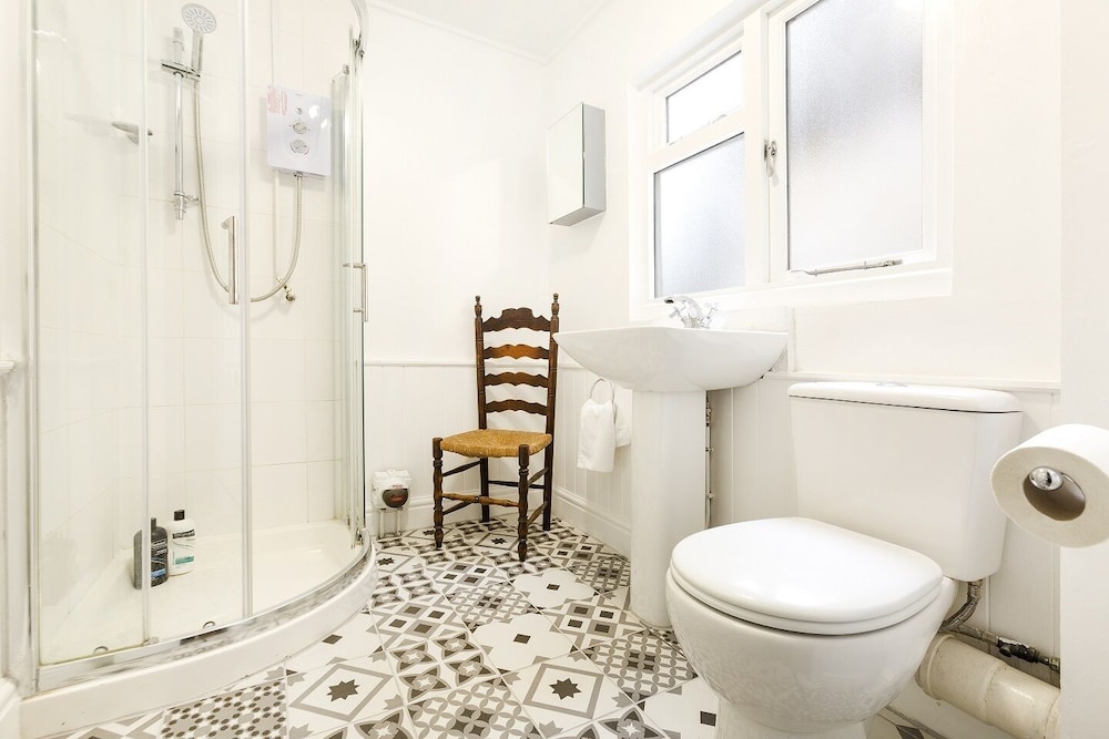The Wonderland Townhouse - Amazing Alice in Wonderland 8BDR Home