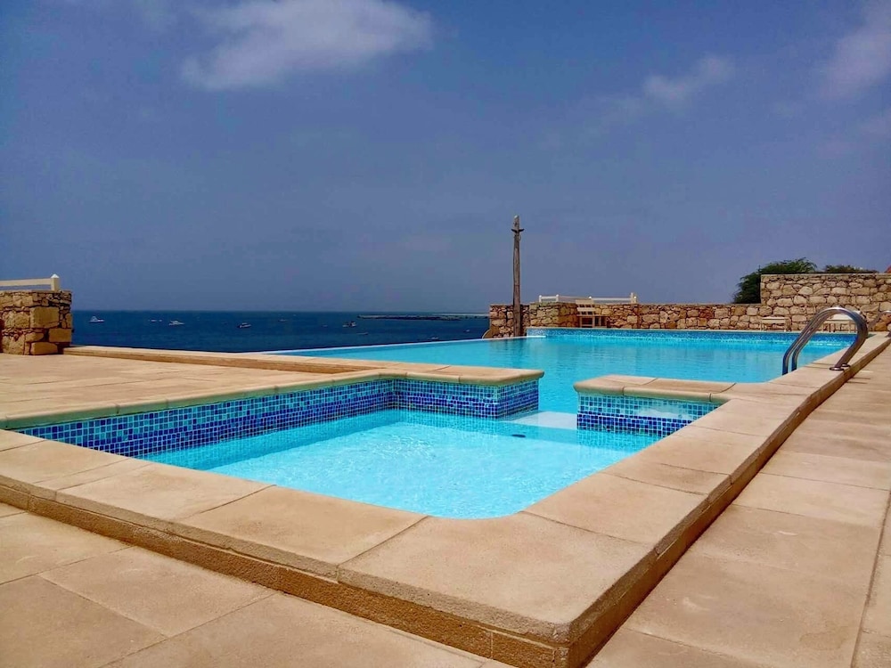 Estudio Para dos Personas-stella Maris Villa Free Pick UP!