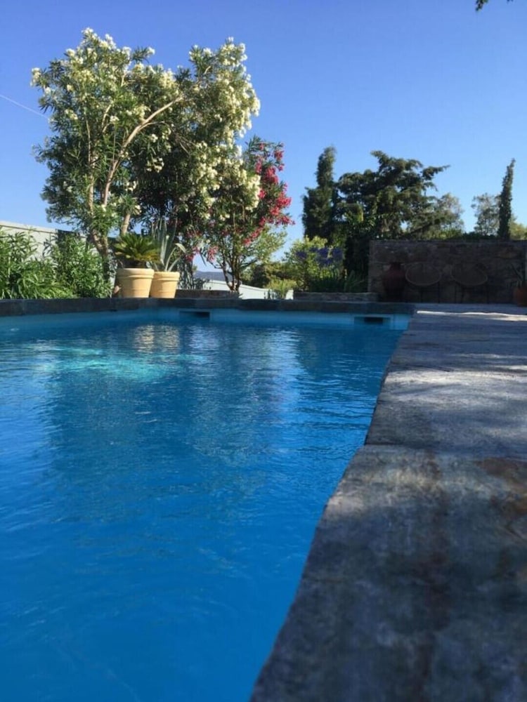 Villa-agave by the sea in Porto-rafti Outside ATH