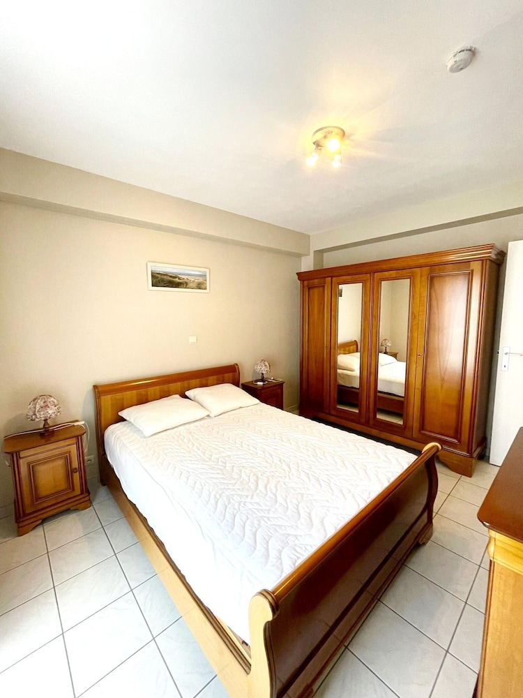Spacious Apartment in Middelkerke
