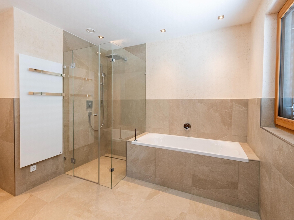 Spacious Holiday Apartment Near Kitzbuhel