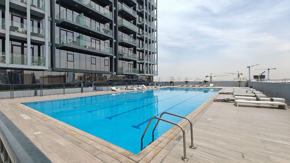 An Extraordinary Studio in Jumeirah Village Circle
