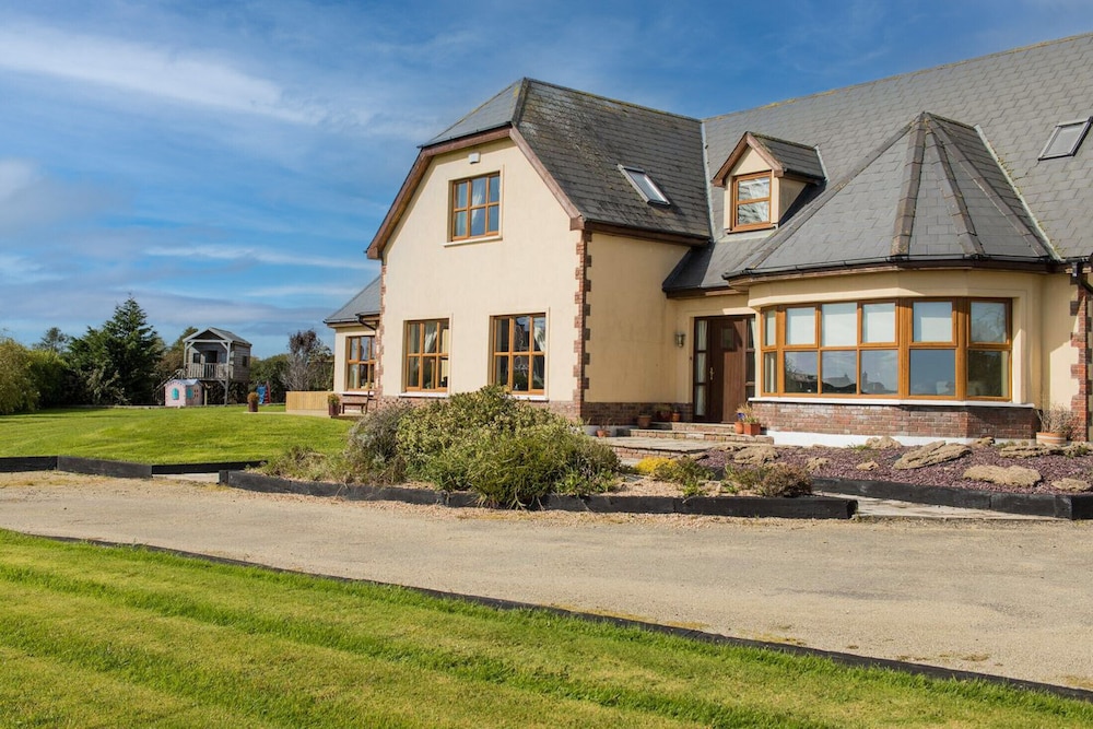 Morriscastle Seaview House