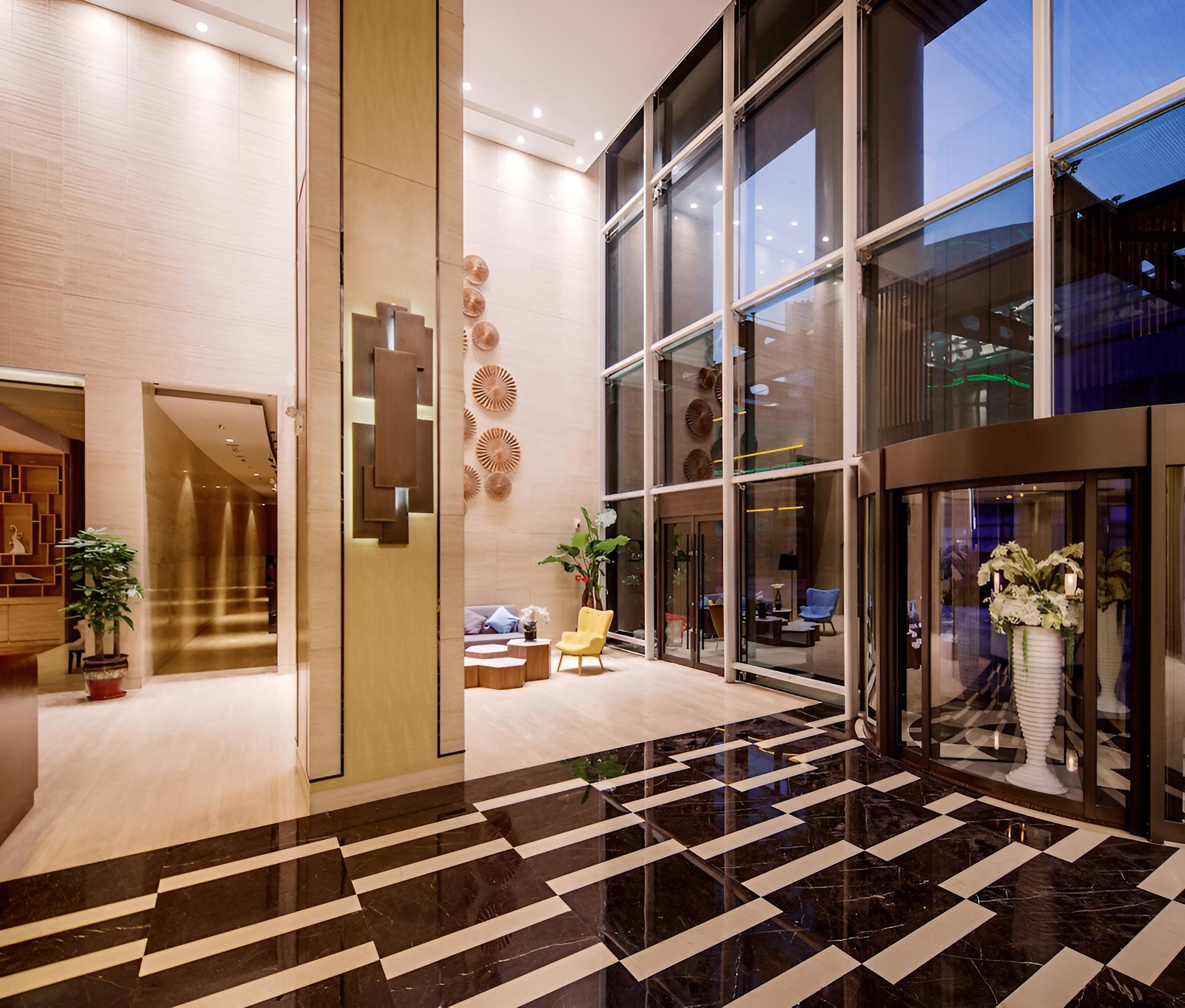 Oak Chateau Dalian