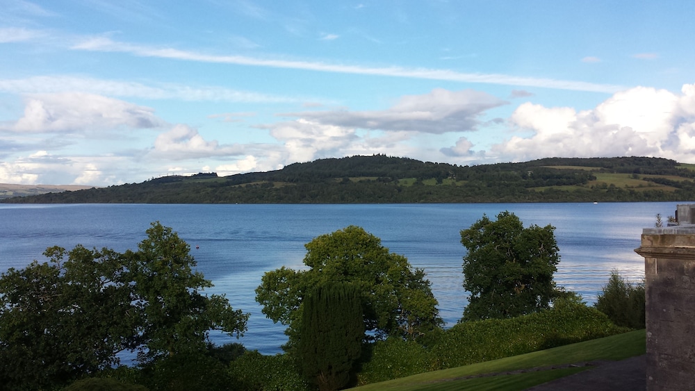 14 Lomond Castle