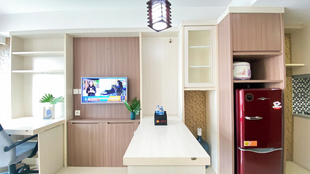 Great City View Studio At Tamansari The Hive Apartment