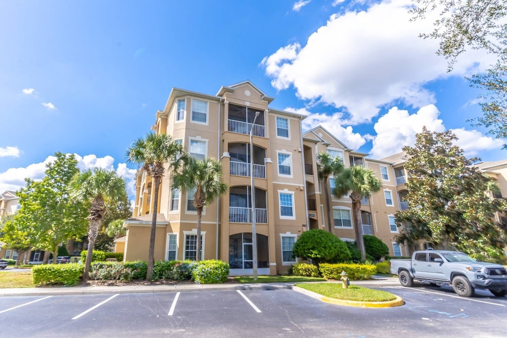 2788 Windsor Hills view 3