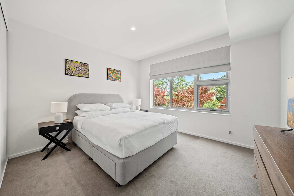 Tranquil 1-bed Apartment in Kingston Foreshore