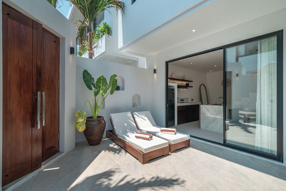 Nova Oasis 4