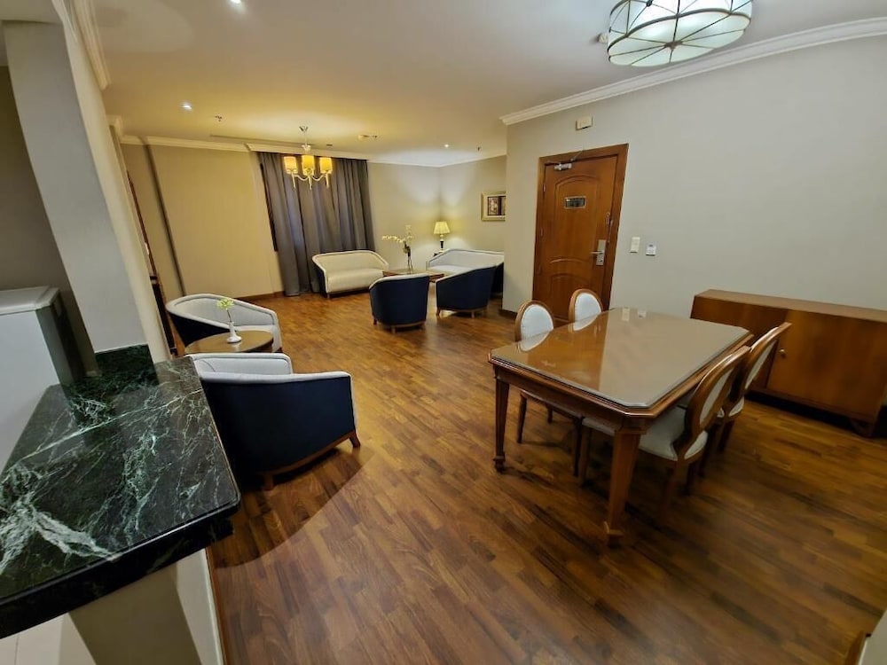 ELITE PARK HOTEL