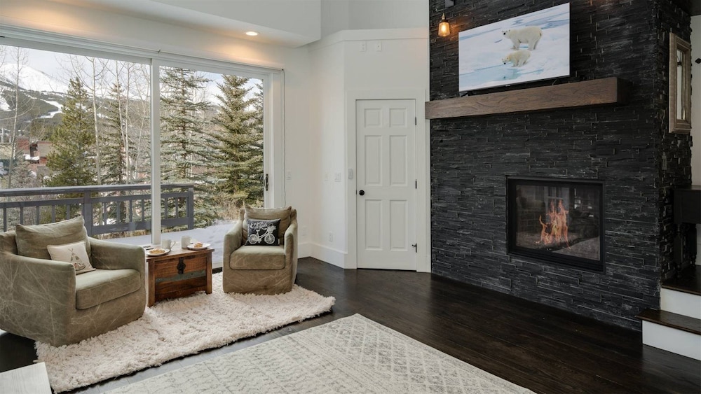 Breck_diamond_view