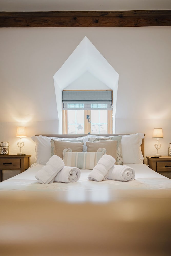 Sweetheart Cottage-Cosy 2BD in Cotswolds