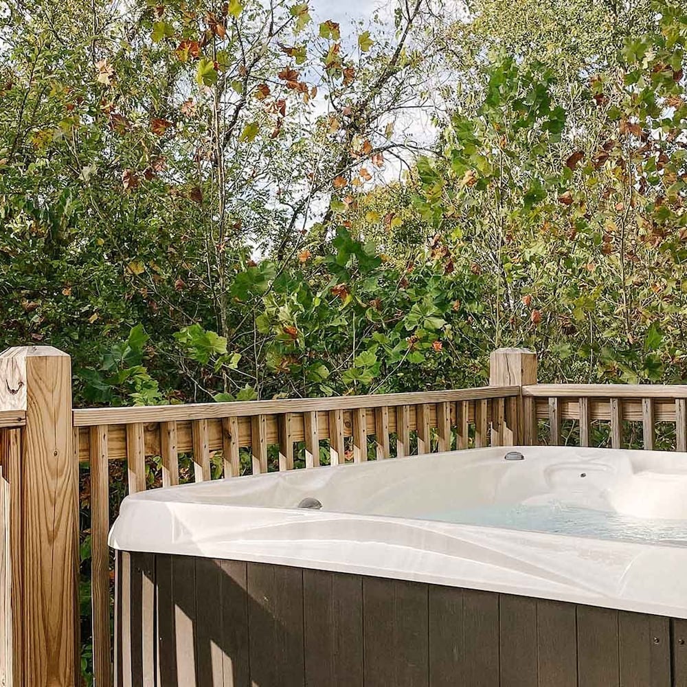 Comfy Retreat w Private Pool Hot Tub Game Room view 5