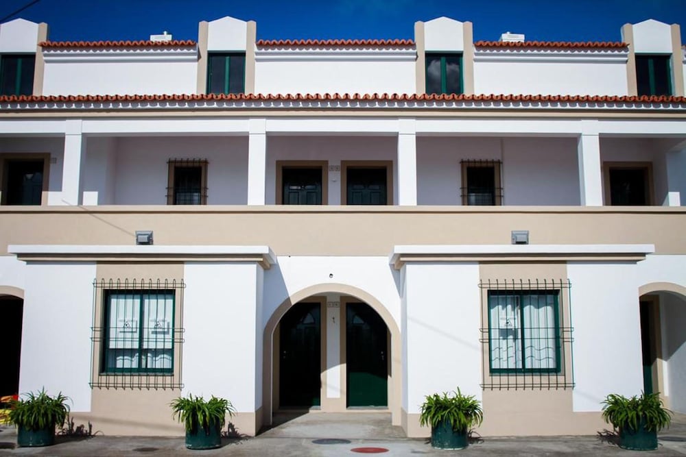 Azores Pedra Apartments