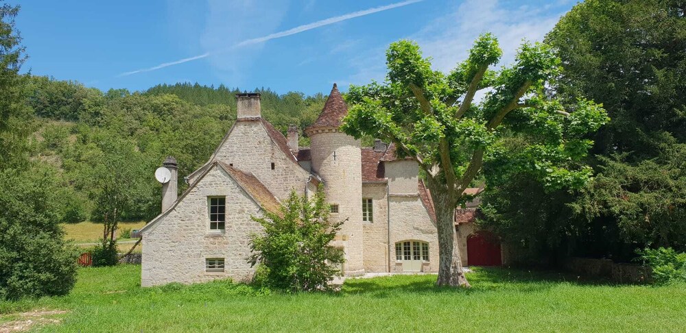 Manoir de fenayrol - Property Image 1