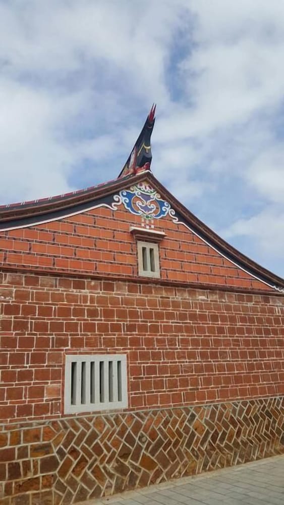 Rong Shu Xia B&B view 3