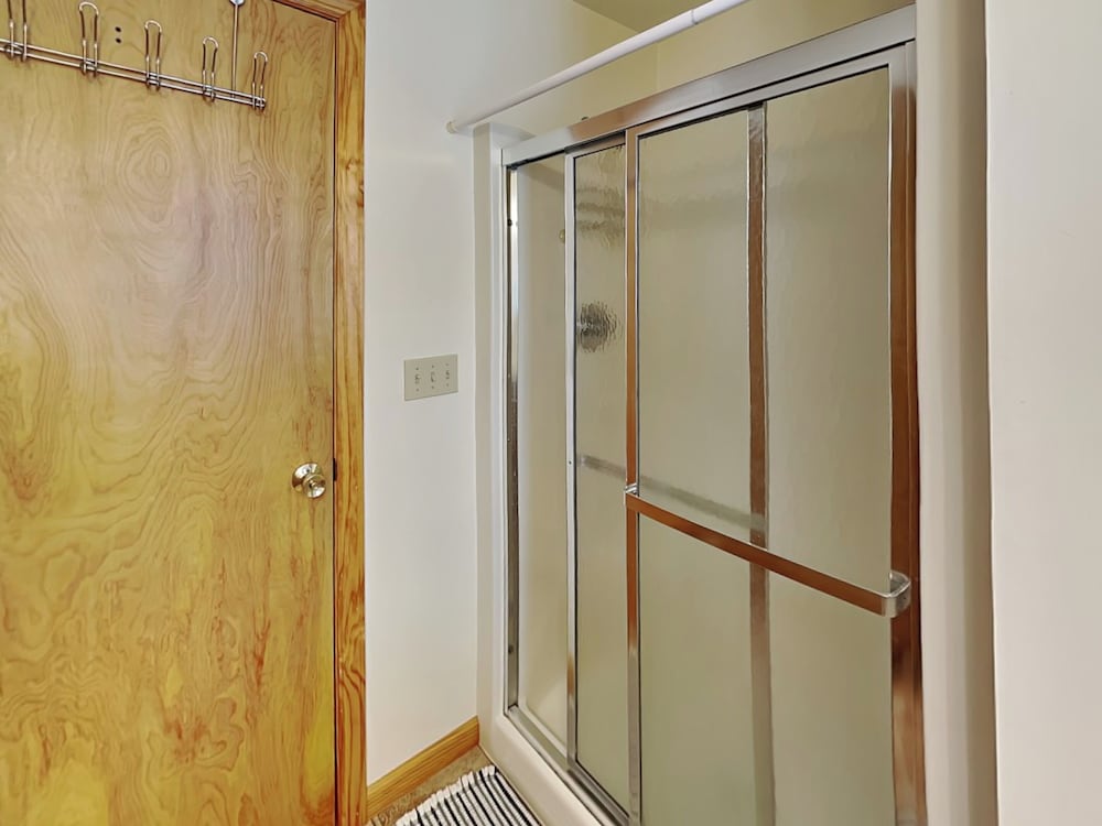 Walnut Cellars by Taylor Made Deep Creek