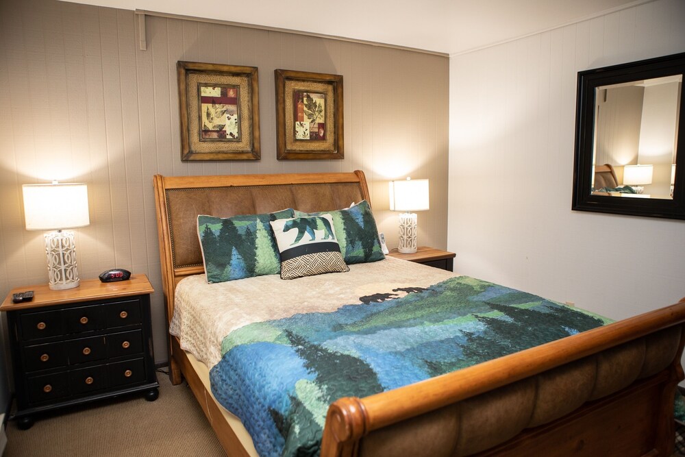Flying Dutchman, Keystone Ski Resort Gulch & Soda Springs - Keystone Ski Resort CO Condos