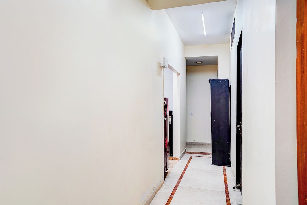 Fabhotel Sarala Residency