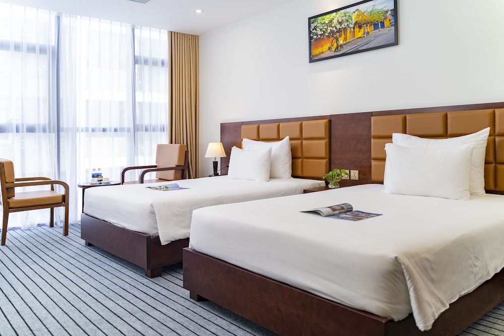 Sana Da Nang Beach Hotel 12