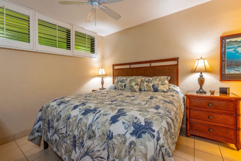 Kihei Surfside #102 1 Bedroom Condo by RedAwning view 4