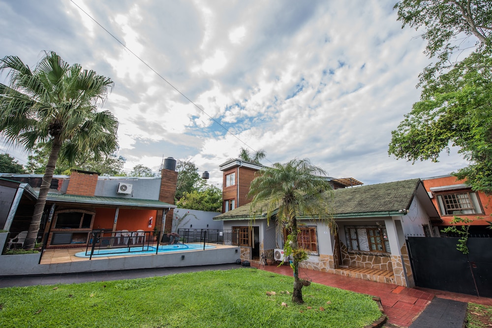 Residencial Los Lapachos