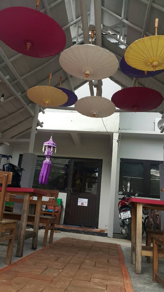 999 Triple Nine Guesthouse & Hostel Chiangmai