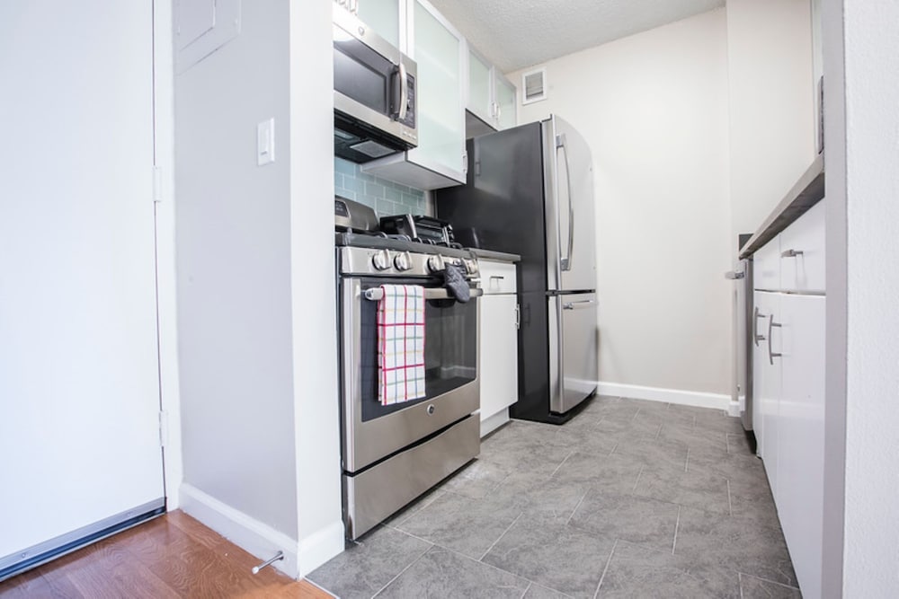Fully Furnished Studio Apartment